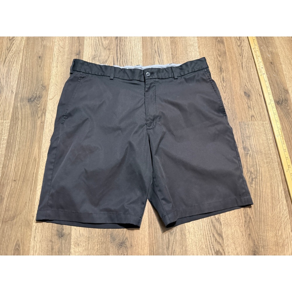 Walter Hagen Shorts Mens Size 38 Black Golf Shorts Flat Front Chino